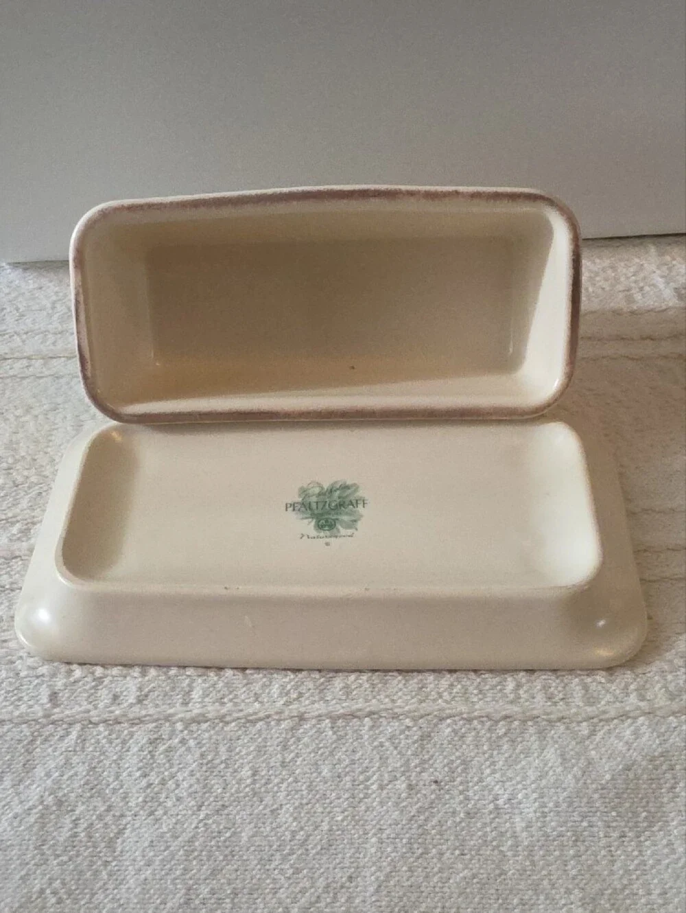 Vintage Pfaltzgraff Naturewood 1/4 lb Covered Butter Dish.